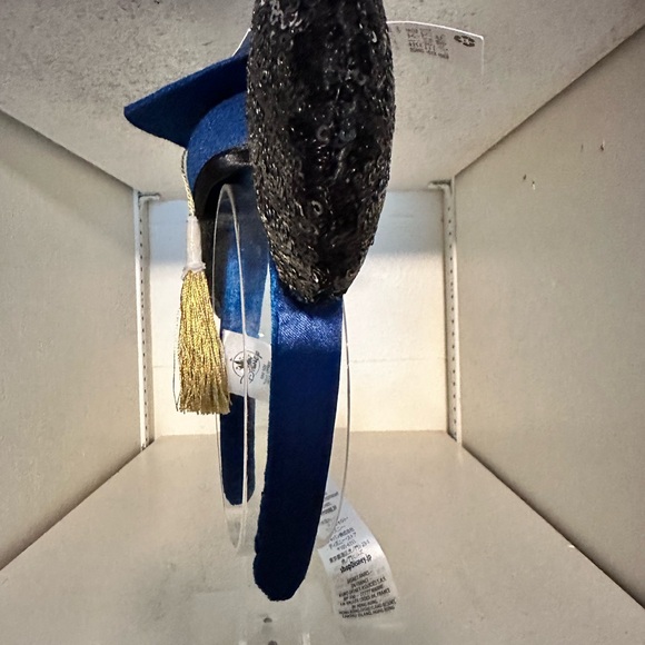 Class of 2022 Disney Graduation Mickey Ears - Picture 6 of 6